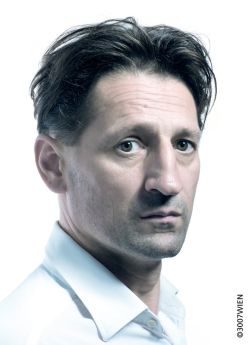 FROST_Andreas-Patton_small.jpg